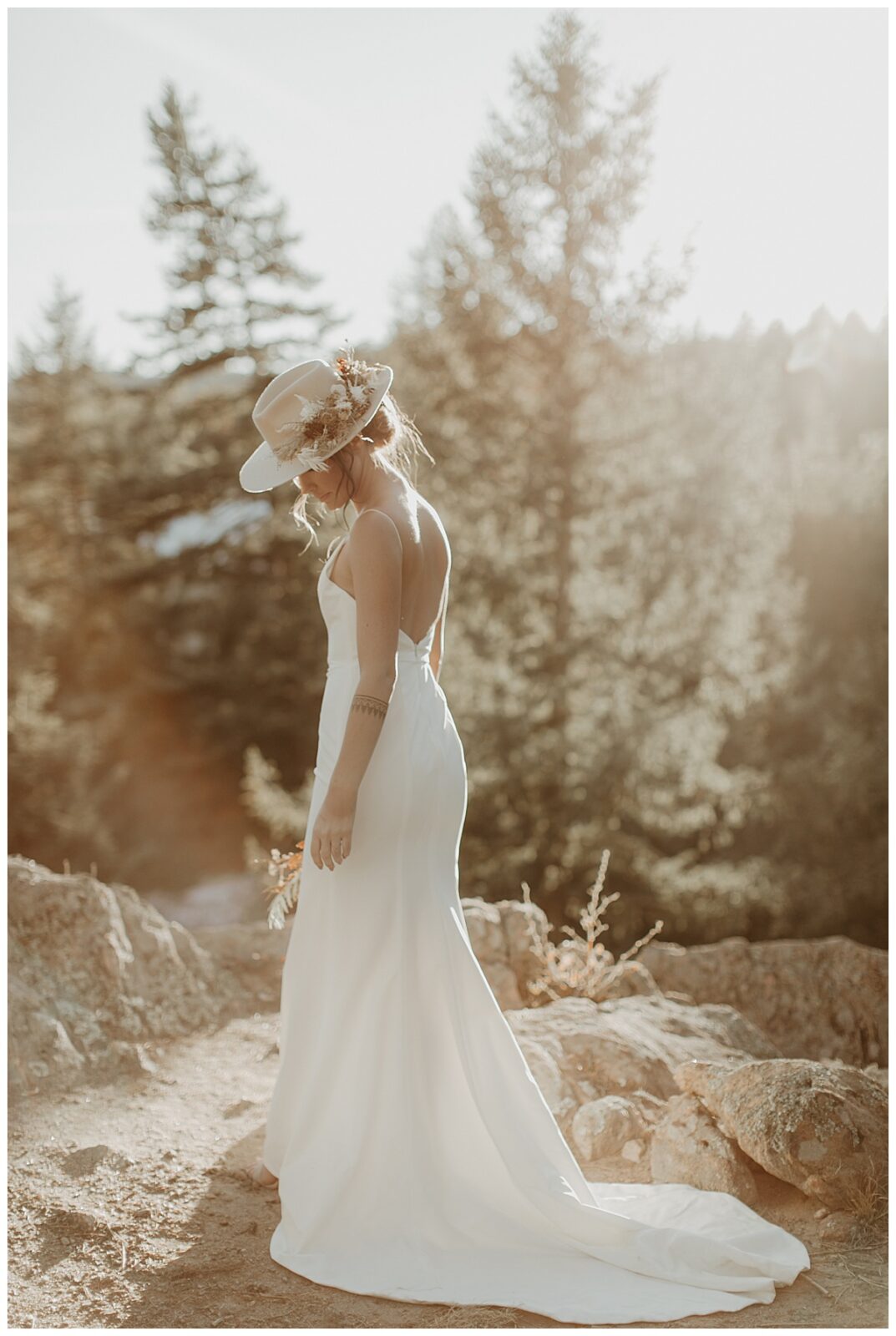 Boho bride dress and hat inspo in beautiful Colorado